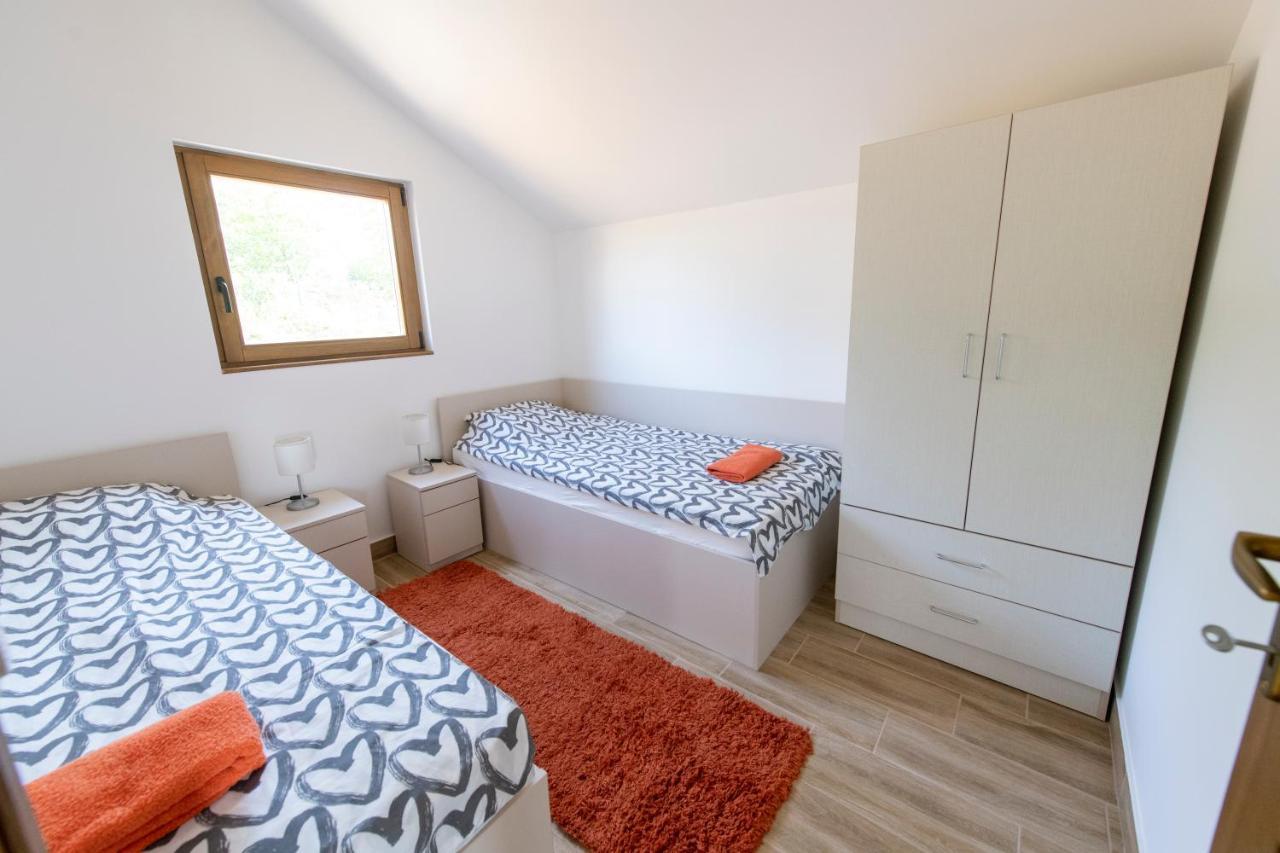 Holiday home Lipa & *